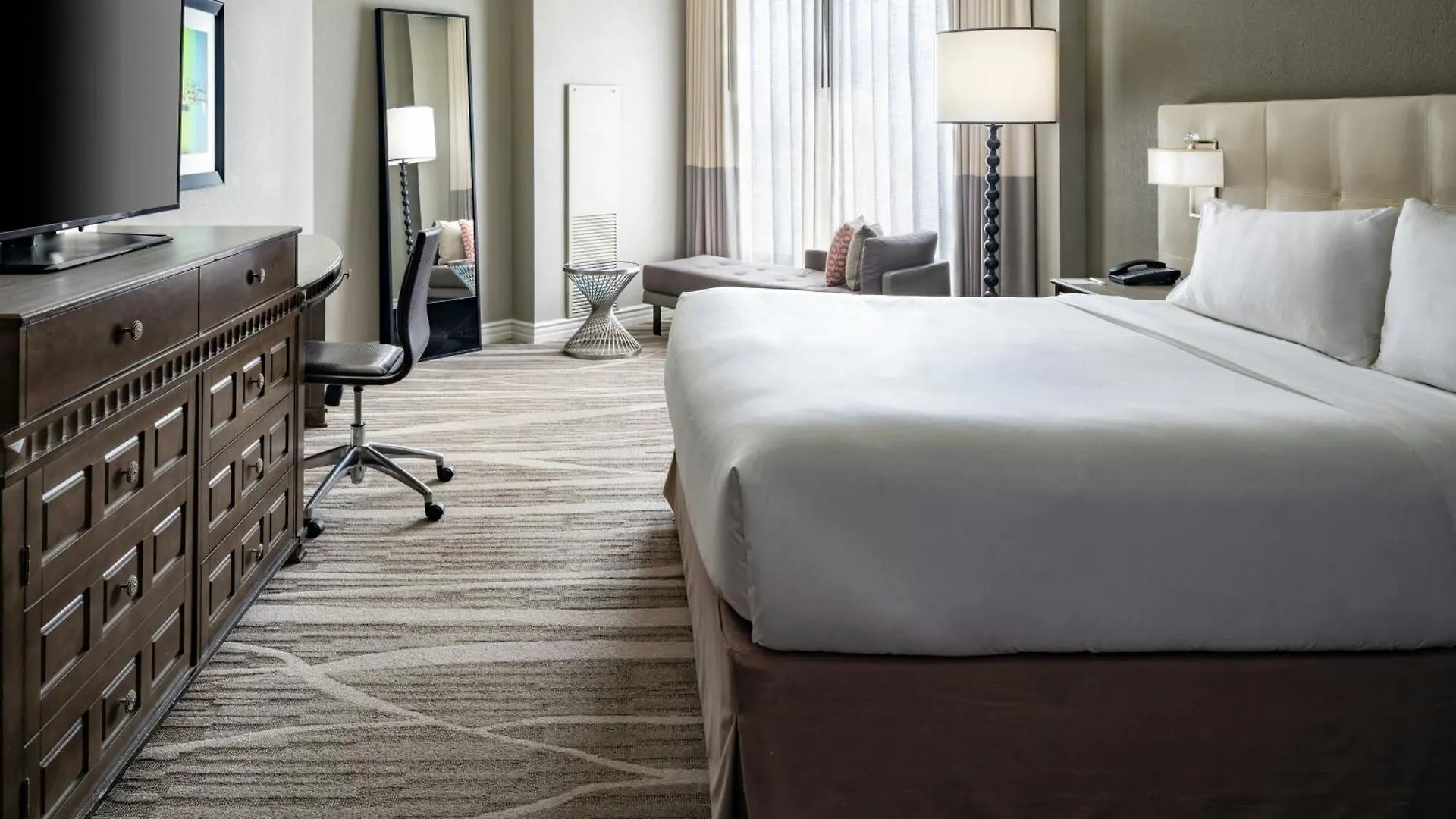 Renaissance Tampa International Plaza Hotel