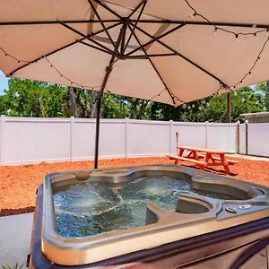 Cozy Jacuzzi Heart Of Tampa
