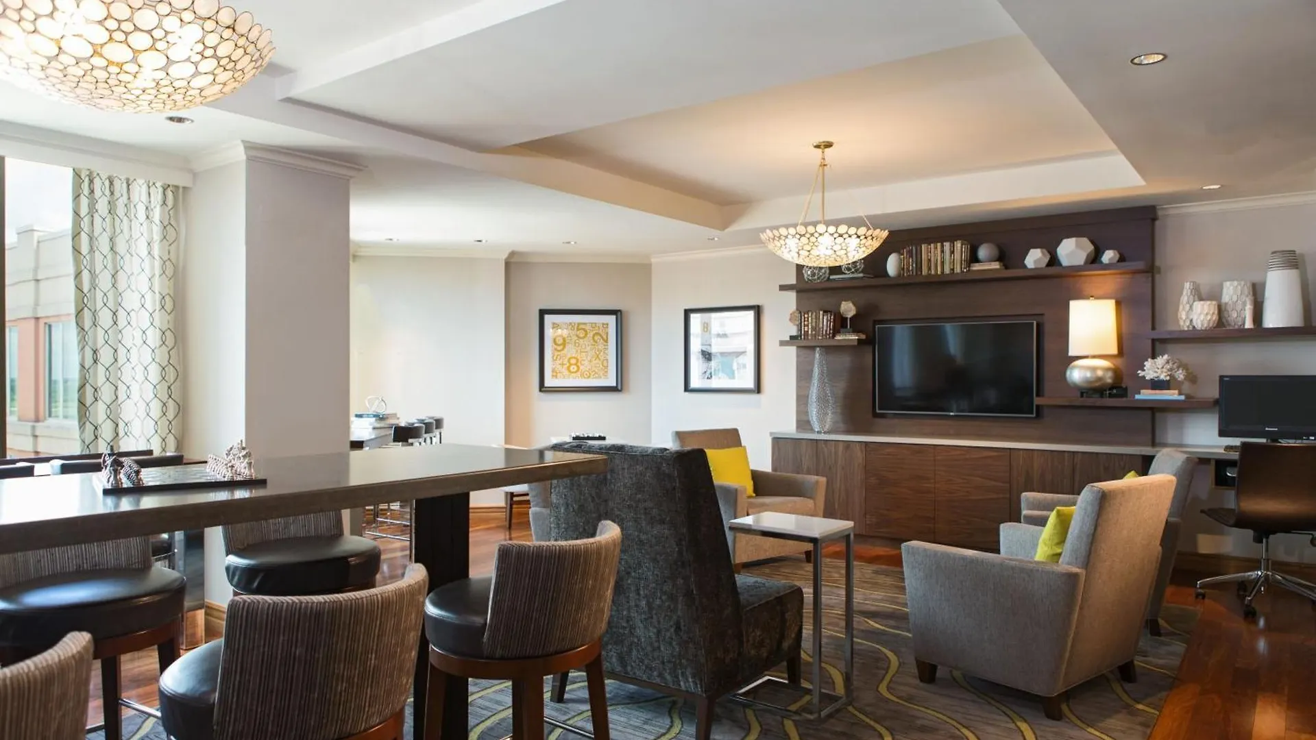 Renaissance Tampa International Plaza Hotel