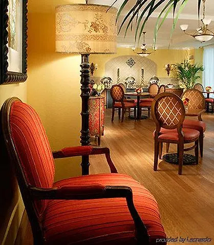Renaissance Tampa International Plaza Hotel