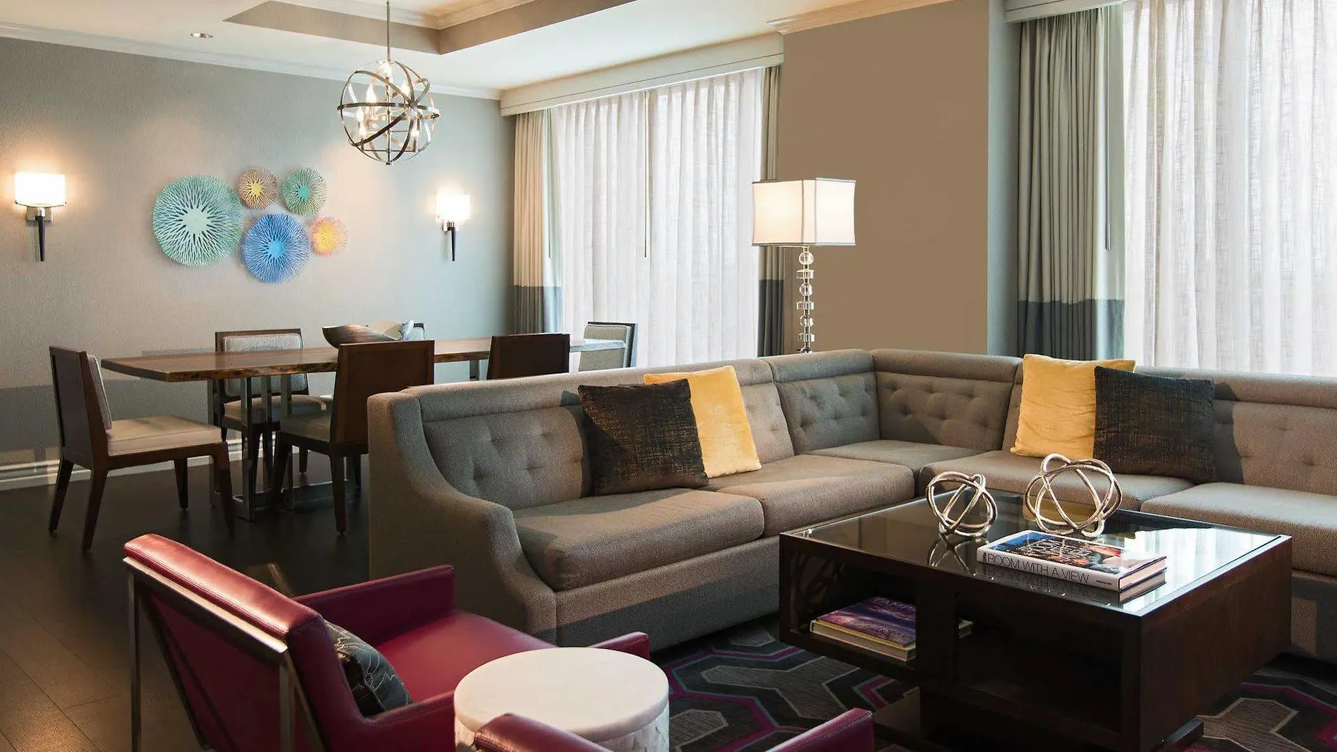 Renaissance Tampa International Plaza Hotel