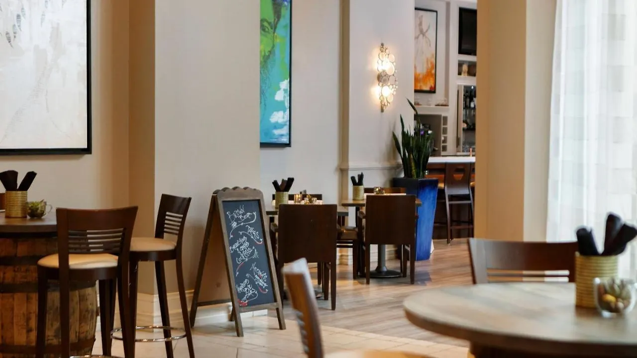 ****  Renaissance Tampa International Plaza Hotel United States